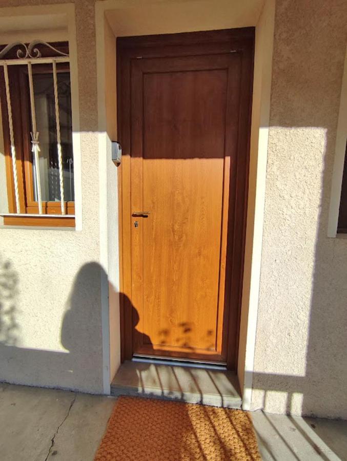 L'Escampette, Duplex T3, Centre Luchon, Wifi, Casier A Skis, 4 Personnes Bagneres-de-Luchon Exterior foto